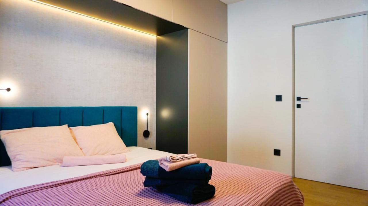 Апартамент Жасмин С Частен Гараж - Jasmin Apartment With Private Garage Varna Eksteriør bilde