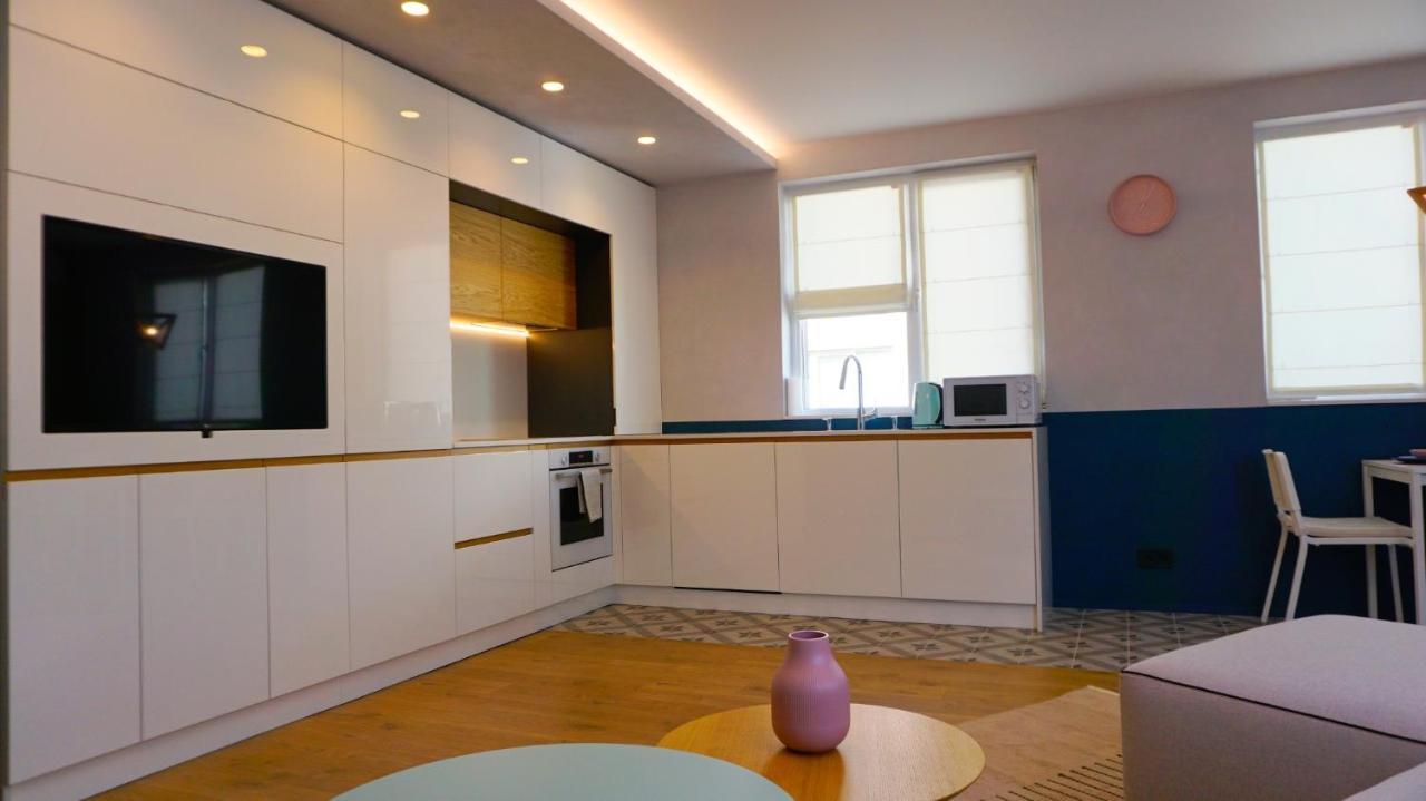 Апартамент Жасмин С Частен Гараж - Jasmin Apartment With Private Garage Varna Eksteriør bilde