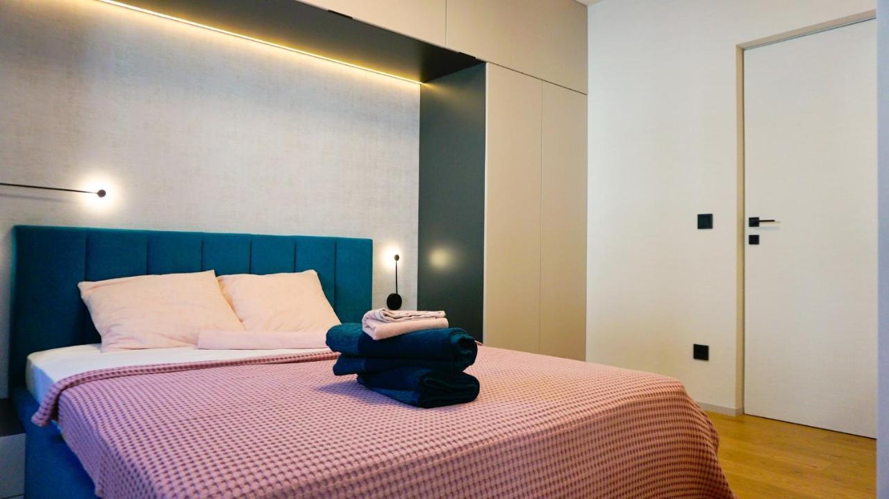 Апартамент Жасмин С Частен Гараж - Jasmin Apartment With Private Garage Varna Eksteriør bilde