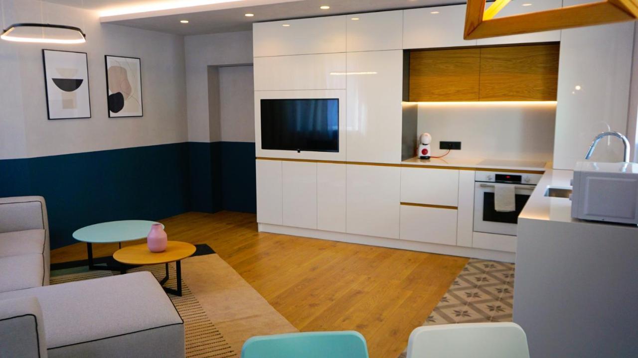 Апартамент Жасмин С Частен Гараж - Jasmin Apartment With Private Garage Varna Eksteriør bilde