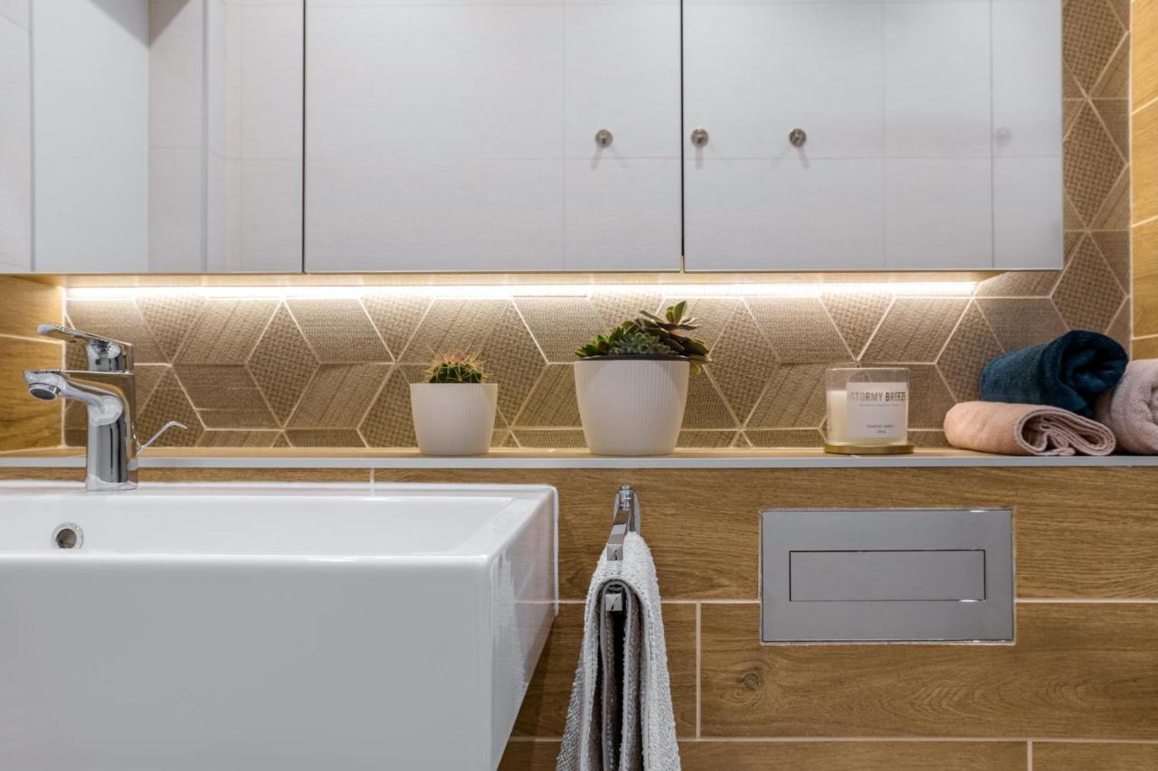 Апартамент Жасмин С Частен Гараж - Jasmin Apartment With Private Garage Varna Eksteriør bilde