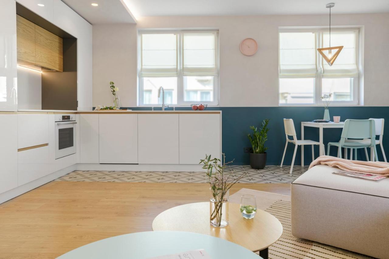 Апартамент Жасмин С Частен Гараж - Jasmin Apartment With Private Garage Varna Eksteriør bilde