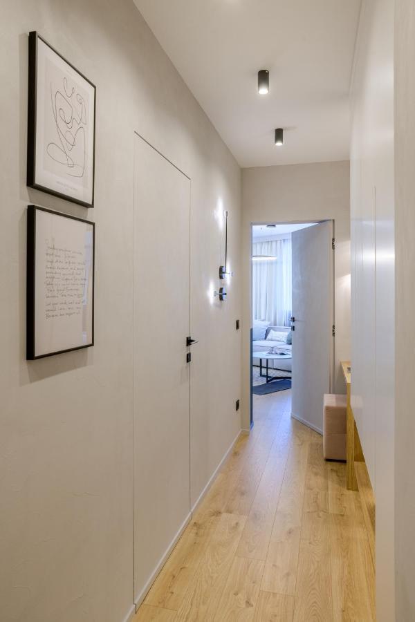 Апартамент Жасмин С Частен Гараж - Jasmin Apartment With Private Garage Varna Eksteriør bilde